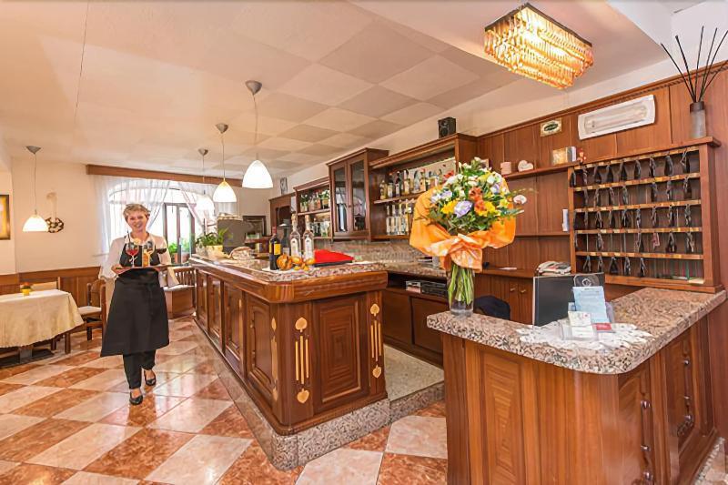Albergo Antica Rosa Levico Terme Εξωτερικό φωτογραφία