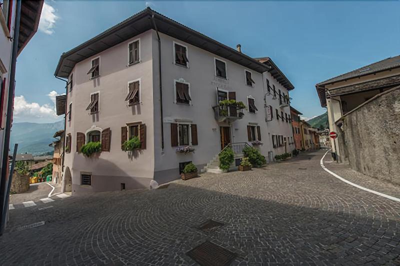Albergo Antica Rosa Levico Terme Εξωτερικό φωτογραφία